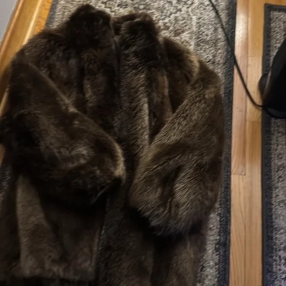 Classic Brown Teddy Fur Jacket - Women's Coat - Picture 7 of 7